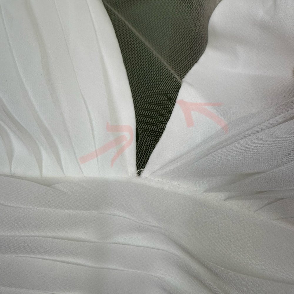 Elegant White Sheer Sleeve Gown - Picture 2 of 6